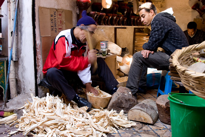Im Souk von Marrakesch kann man viel Handwerk sehen